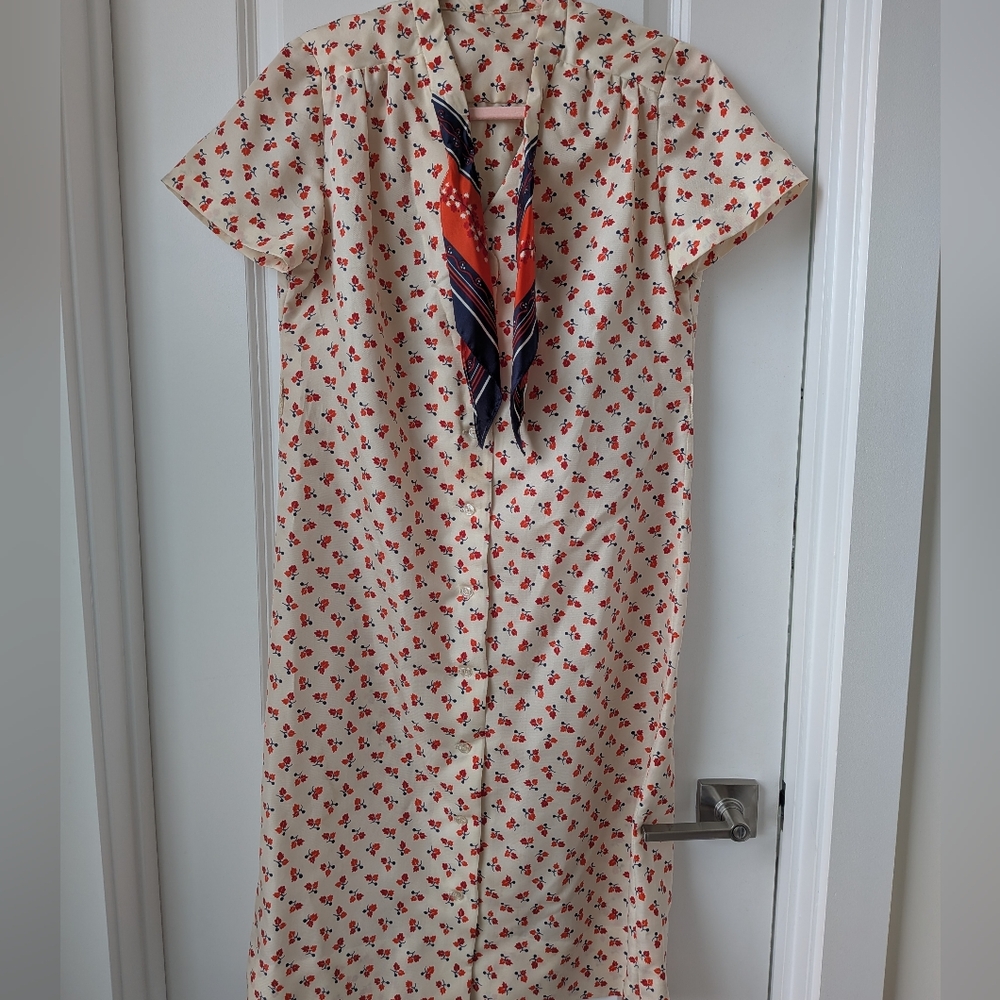 Vintage Floral Cream Dress with Scarf
